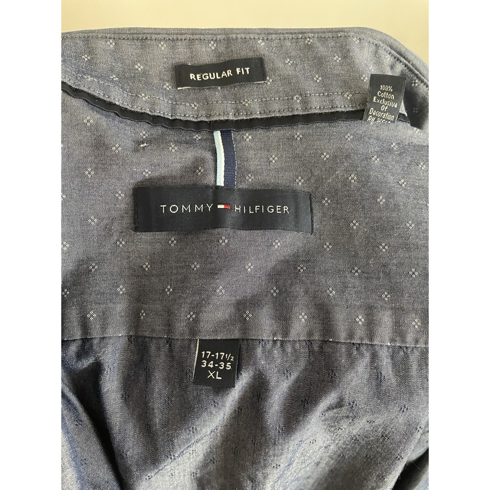 Tommy Hilfiger Custom Fit Men's US Size XL Button Down Collar Shirt - Picture 4 of 4
